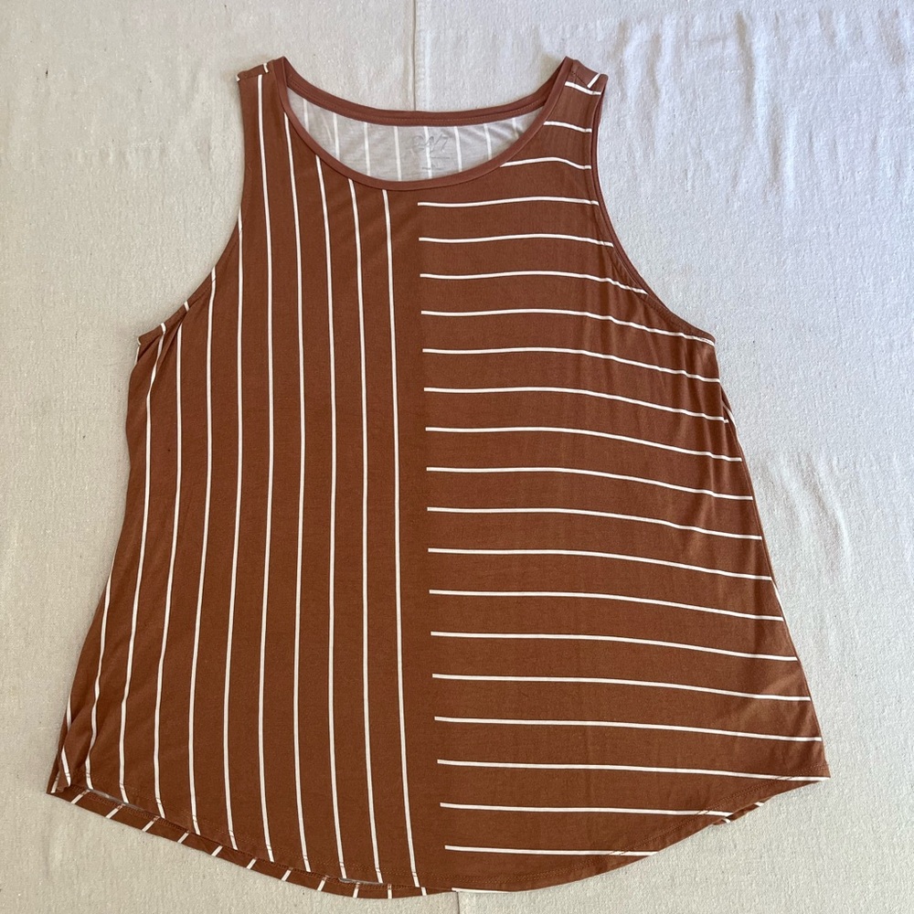 Maurices Rust Geometric Sleeveless Tank Top